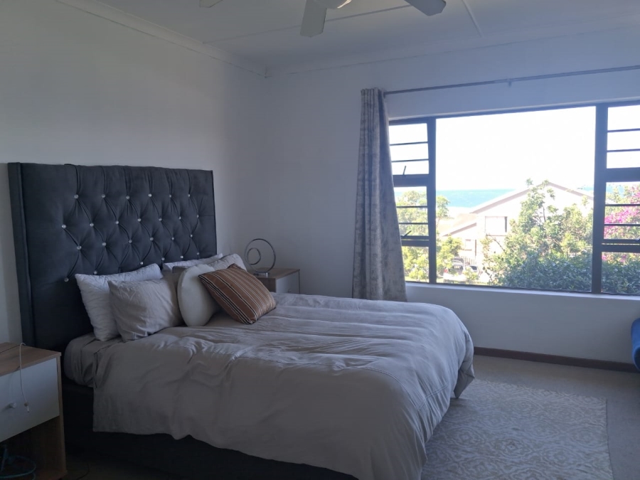 To Let 3 Bedroom Property for Rent in Winterstrand Eastern Cape